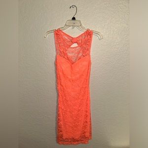 Windsor Midi Coral Bodycon Lacy Dress - Size Medium